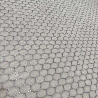 Lõi tổ ong nhôm chứa đầy bọt có thể được sử dụng để trang trí nội thất của toa xe lửa tốc độ cao