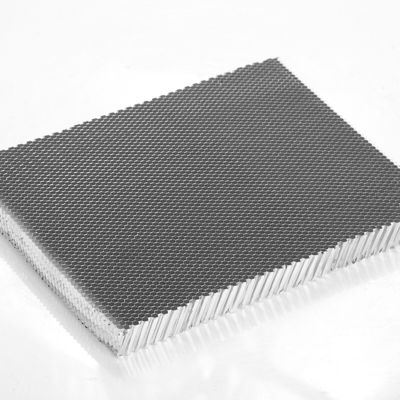 Bộ lọc không khí lỗ nghiêng 5052 lõi mật ong nhôm