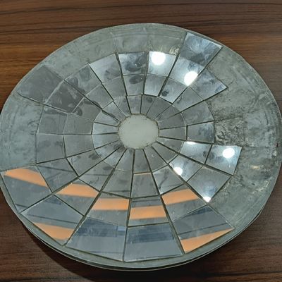 Các tấm nhựa nhựa nhựa nhẹ và bền được sử dụng trong các tấm pin mặt trời