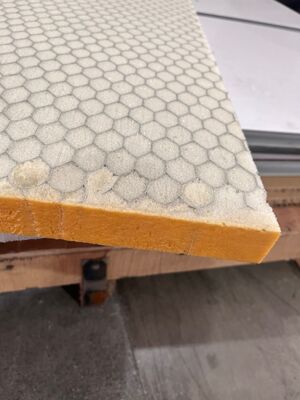 Chiều dài bên 6 ~ 15mm Hạt nhôm Honeycomb với vật liệu bọt