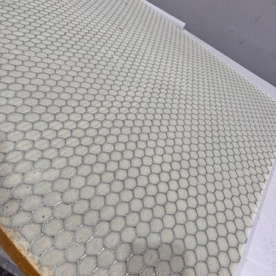 Hạt nhôm mật ong chứa bọt có thể đạt đến lớp B1 chống cháy