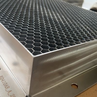60mm dày 304 thép không gỉ Honeycomb lõi Độ bền cao