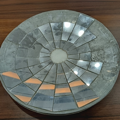 Các tấm nhựa nhựa nhựa nhẹ và bền được sử dụng trong các tấm pin mặt trời